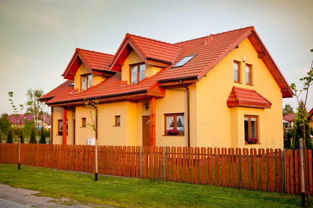 Willa Róża Rowy (Pomerania) Exterior foto